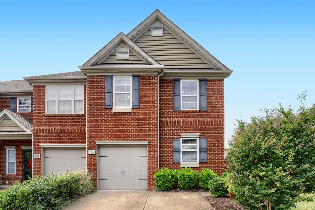 1235 Bainbridge Dr, Nashville, TN 37211 - #1