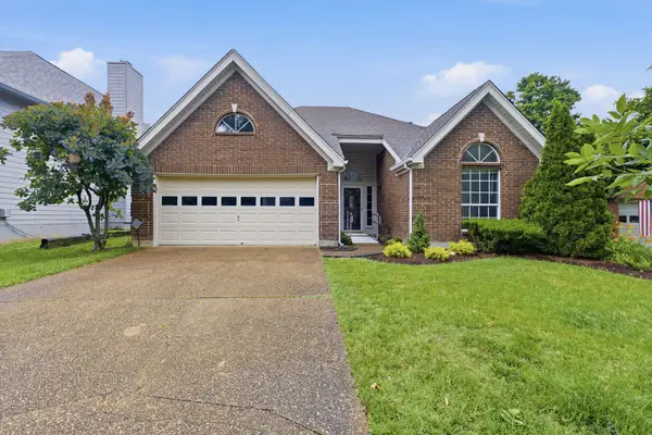 3552 Greenwood Dr, Hermitage, TN 37076