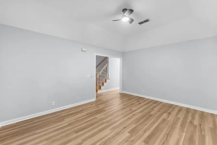 902 Tom Hailey Blvd, La Vergne, TN 37086 - #3