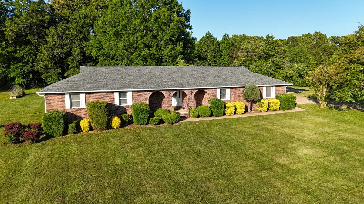 185 Savannah Dr, Buchanan, TN 38222 - #1