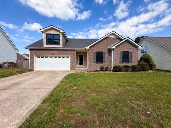 1688 Cedar Springs Cir, Clarksville, TN 37042