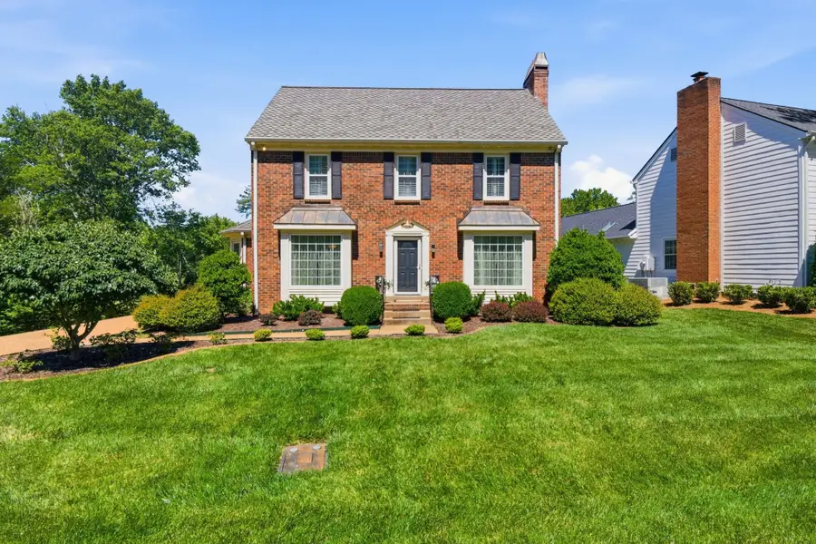 166 Cottonwood Dr, Franklin, TN 37069 - #2