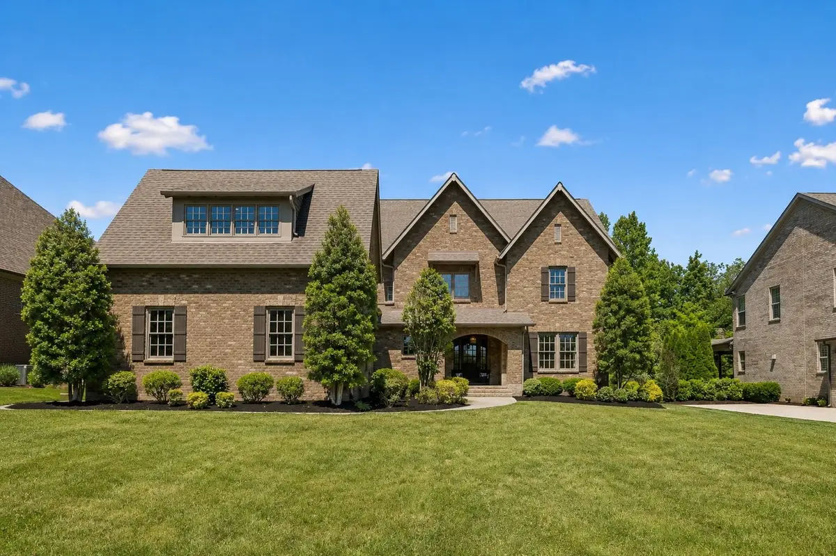 3452 Stagecoach Dr, Franklin, TN 37067 - #1