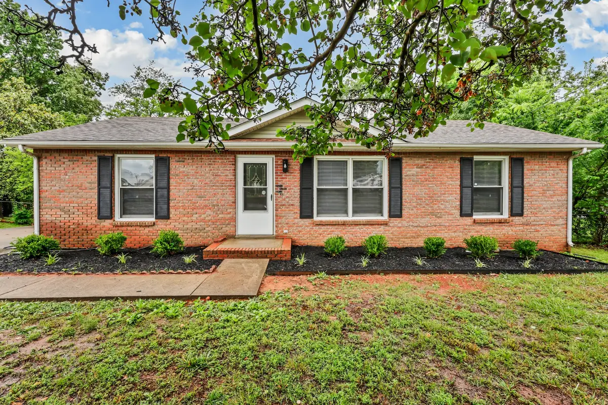 1480 Sunshine Dr, Clarksville, TN 37042 - #1