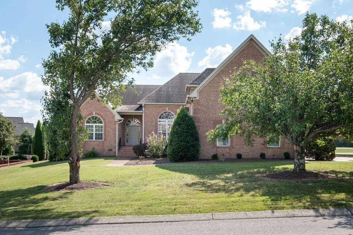 105 Robin Pt, Gallatin, TN 37066 - #1