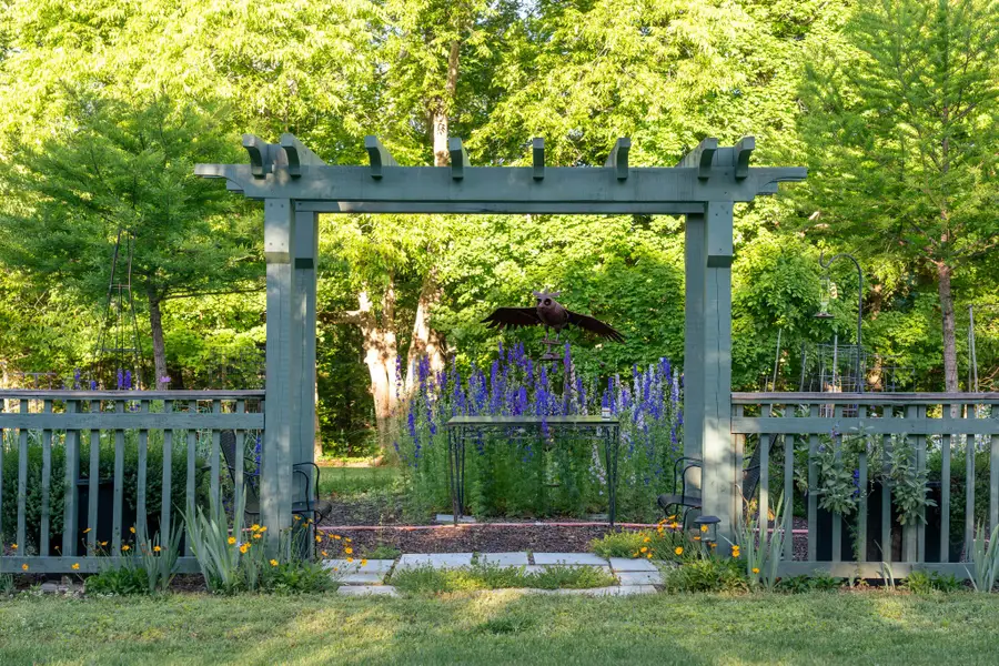 1098 Fred Gibbs Rd, White Bluff, TN 37187 - #3
