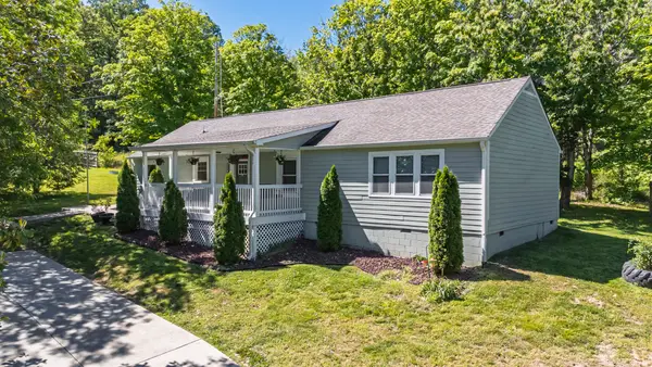 1010 Forestwood Rd, Ashland City, TN 37015