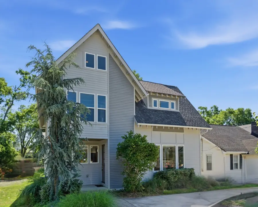 1810A Allison Pl, Nashville, TN 37203 - #2