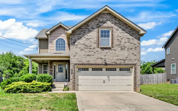 1017 Sunrise Dr, Clarksville, TN 37042