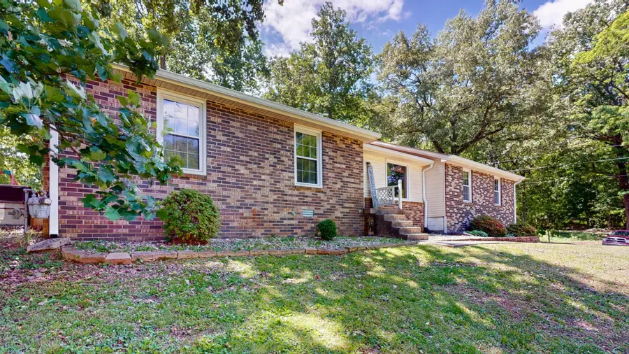 268 Raymond Hodges Rd, Cottontown, TN 37048 - #3
