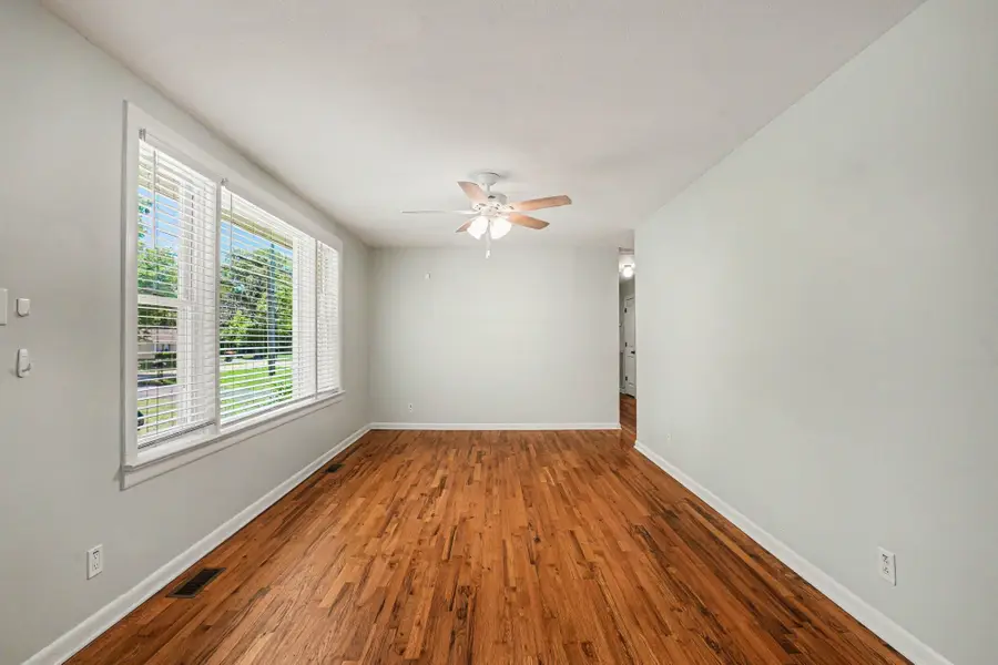 209 Old Trenton Rd, Clarksville, TN 37040 - #3