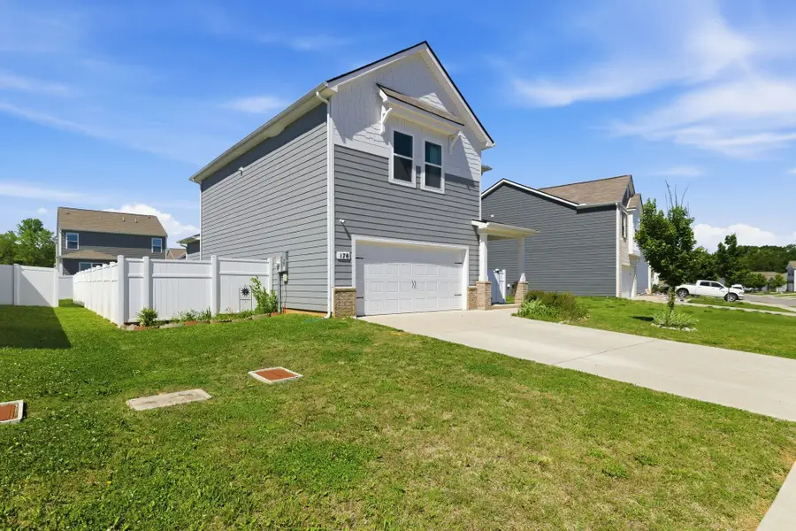 178 Olivia Cir, Chapel Hill, TN 37034 - #3