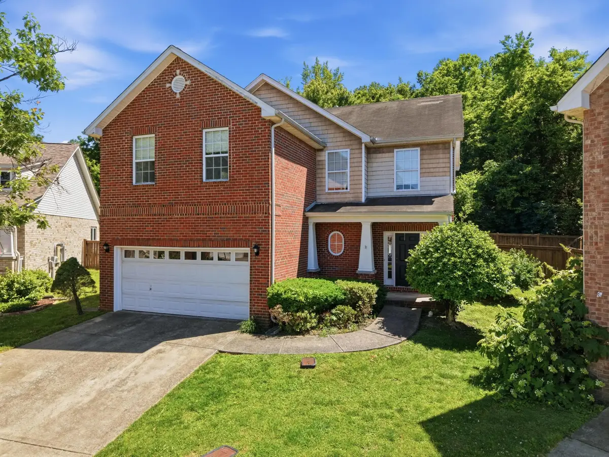 6896 Bridgewater Dr, Nashville, TN 37221 - #1