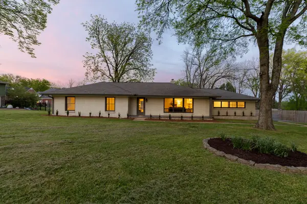 305 Shepherd Hills Dr, Madison, TN 37115