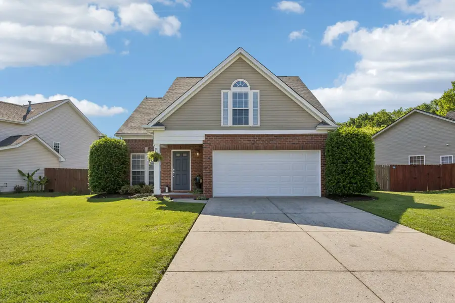 410 Creekside Ln, Spring Hill, TN 37174 - #2