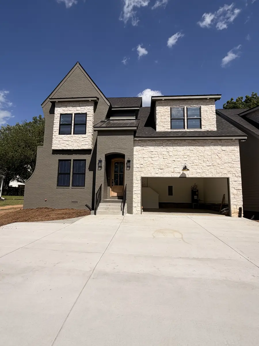 2812 Harriette Ct, Nashville, TN 37206 - #3
