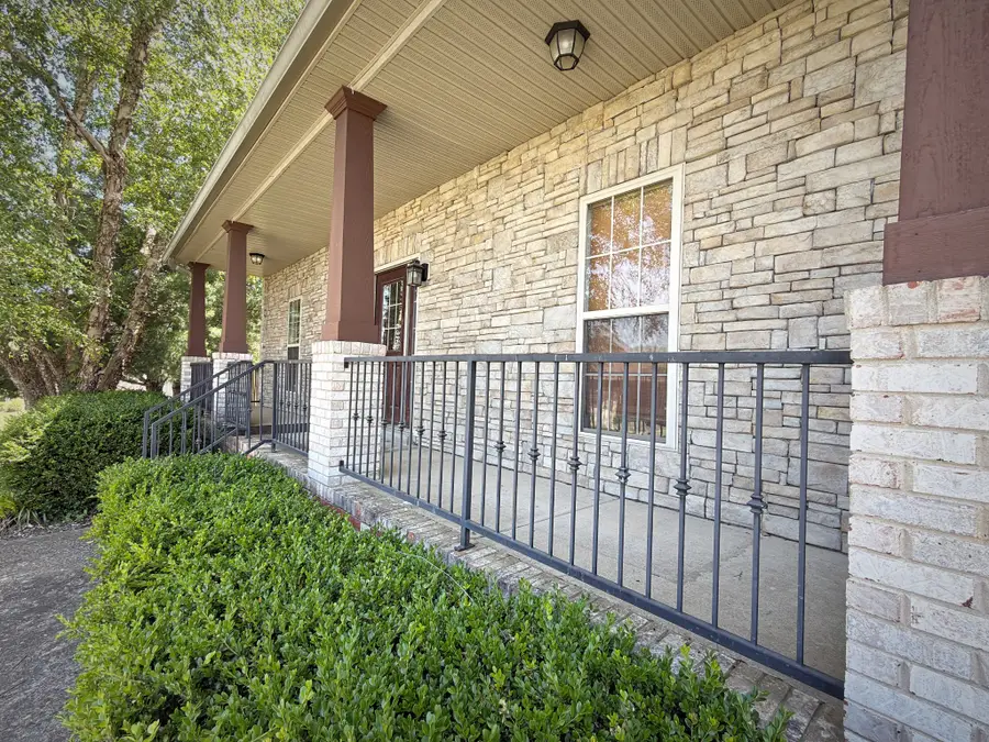1149 Presto Ct, Adams, TN 37010 - #2