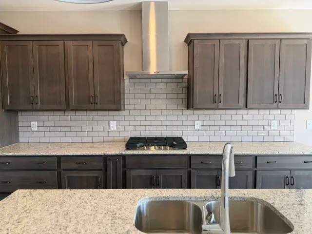 703 Tompkins Ln, Gallatin, TN 37066 - #3