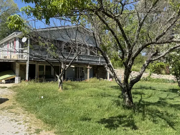 200 Rattlesnake Rd, McMinnville, TN 37110