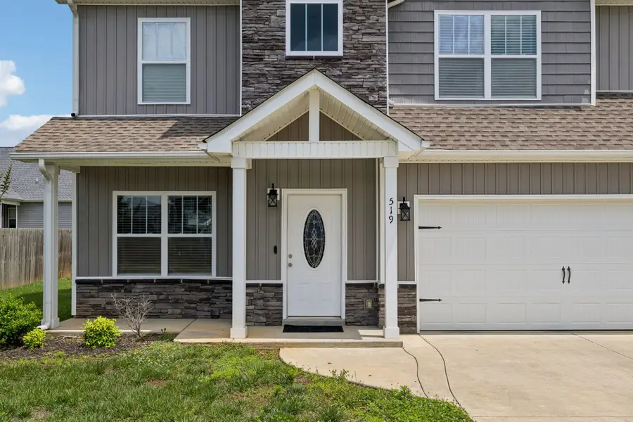 519 Latham Ct, Clarksville, TN 37043 - #3