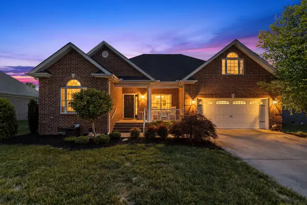 103 Daffodil Dr, Tullahoma, TN 37388