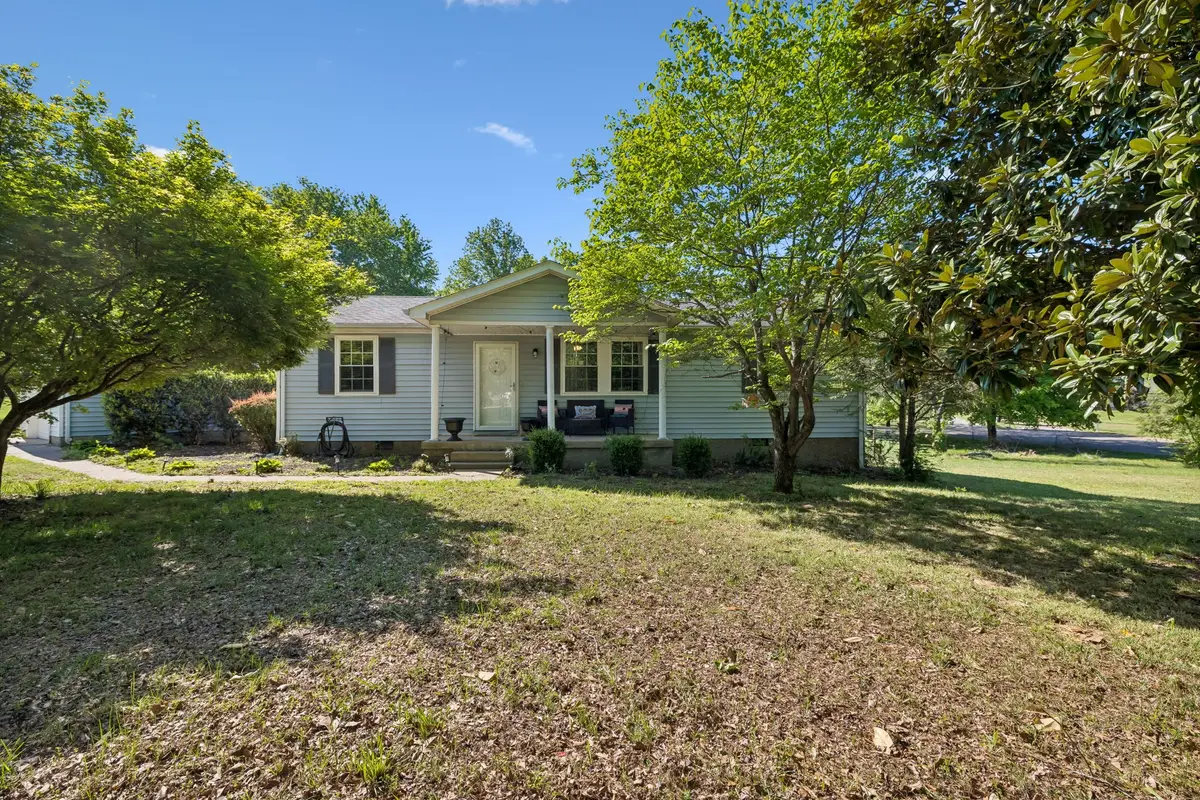 417 William Dr, Pleasant View, TN 37146 - #1