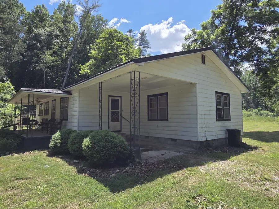 1316 Owl Hollow Rd, Linden, TN 37096 - #2