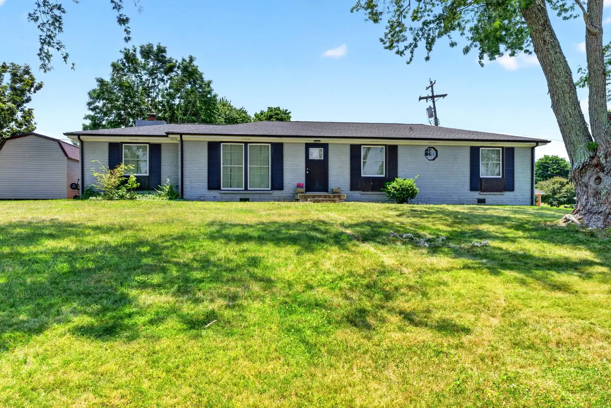 230 Alfred Dr, Clarksville, TN 37043 - #1