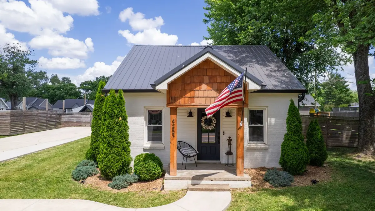 4257 Church St, Greenbrier, TN 37073 - #1