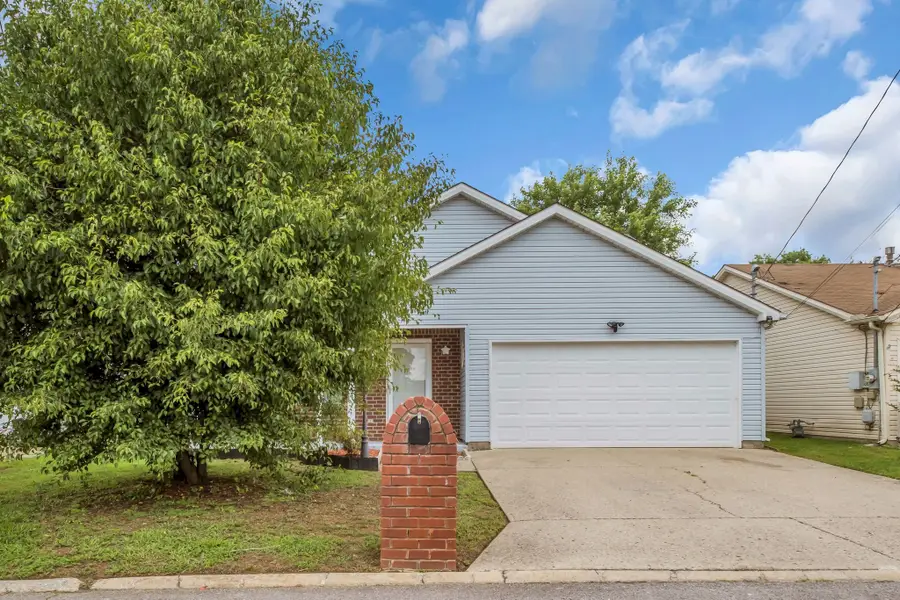 99 Edgehill Ln, Hendersonville, TN 37075 - #2