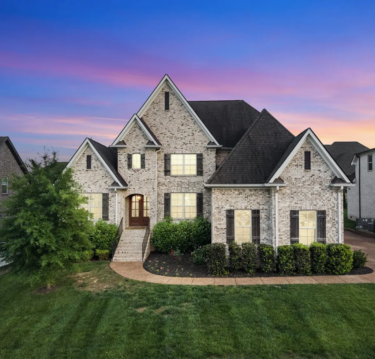 5005 Wallaby Dr, Spring Hill, TN 37174 - #1