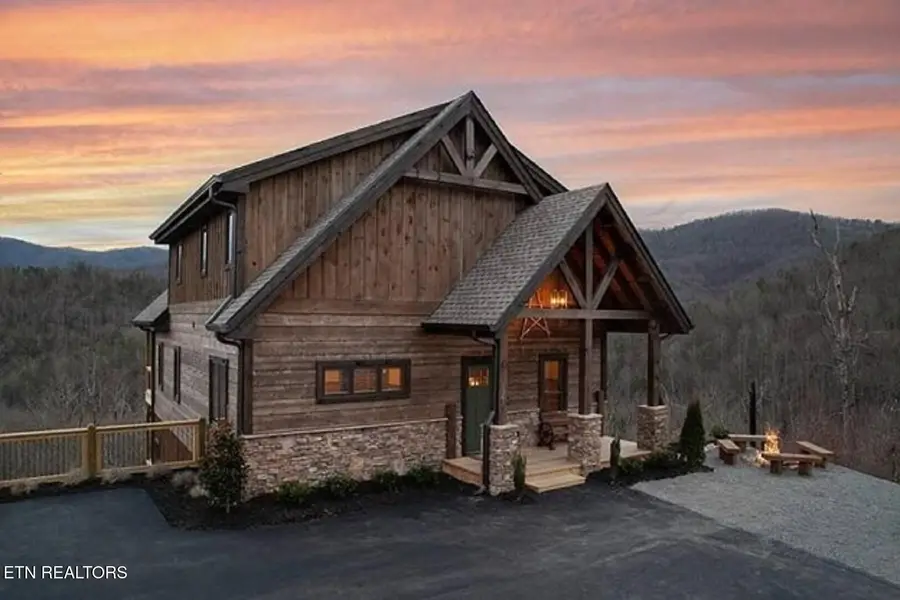 1563 Mountain Dreams Way, Sevierville, TN 37862 - #2