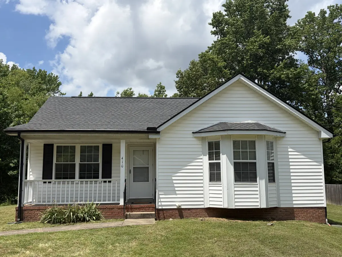 410 Roselawn Dr, Clarksville, TN 37042 - #1