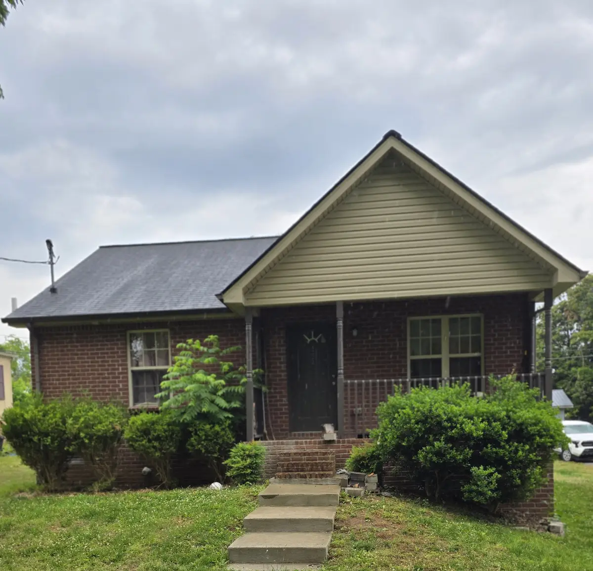 4223 Woods St, Old Hickory, TN 37138 - #1