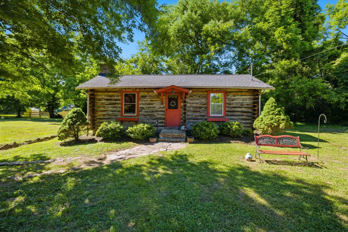 3511 Golf St, Nashville, TN 37216 - #1