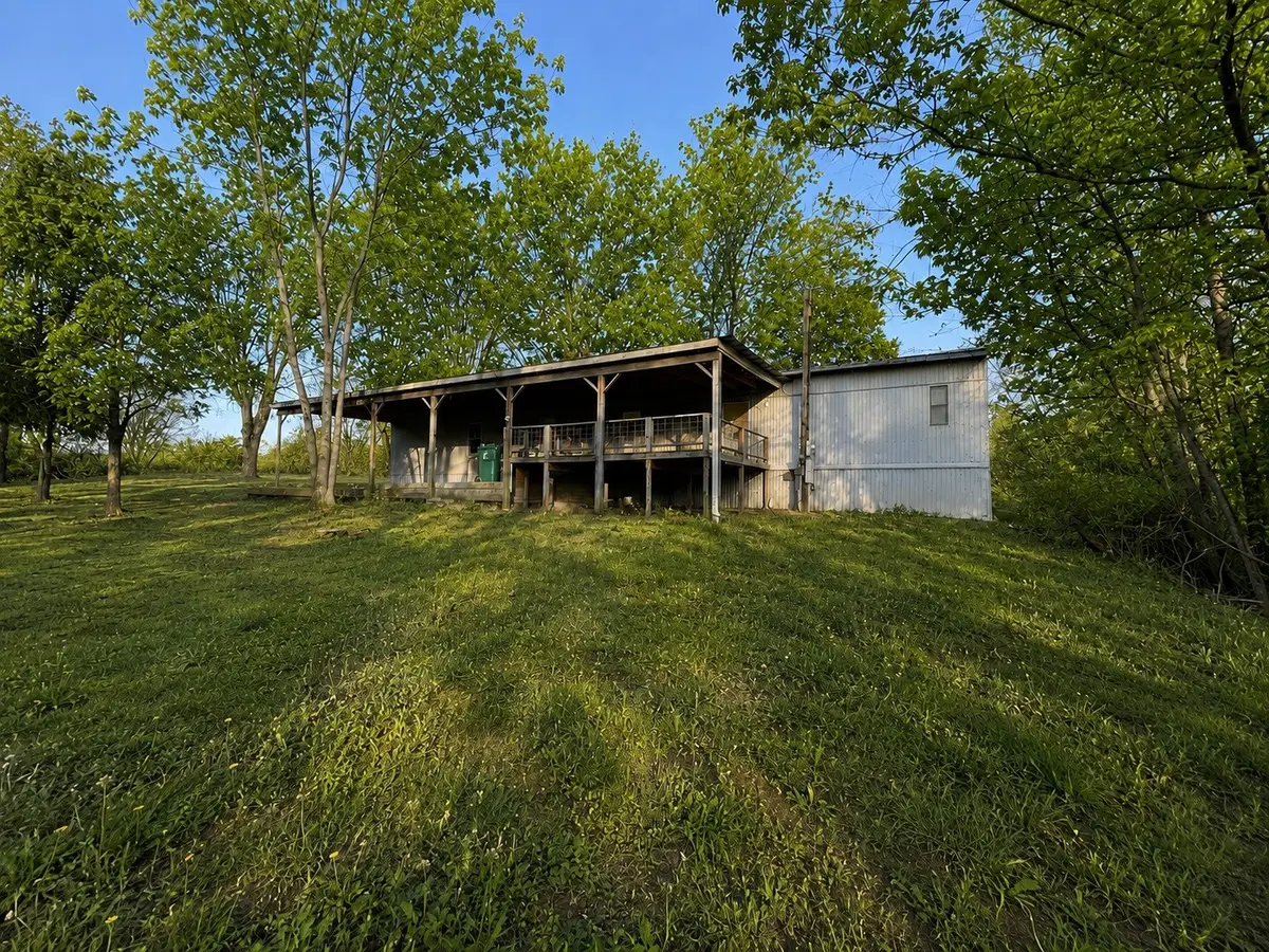 506 Amacher Ave, Hohenwald, TN 38462 - #1