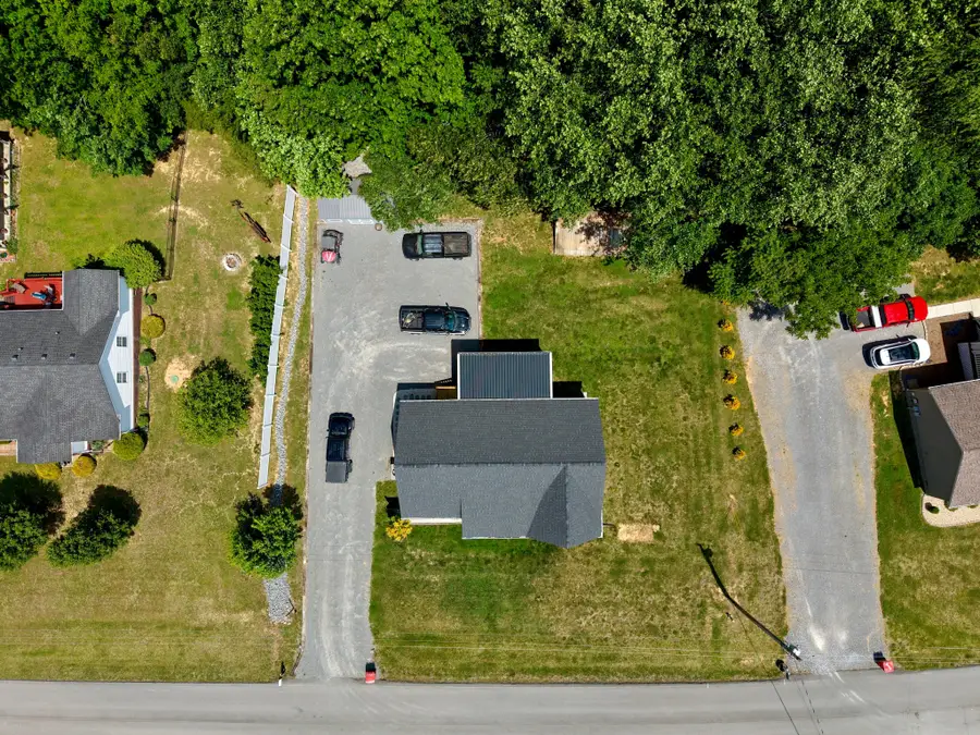 475 Blue Sky Cir, Lafayette, TN 37083 - #2