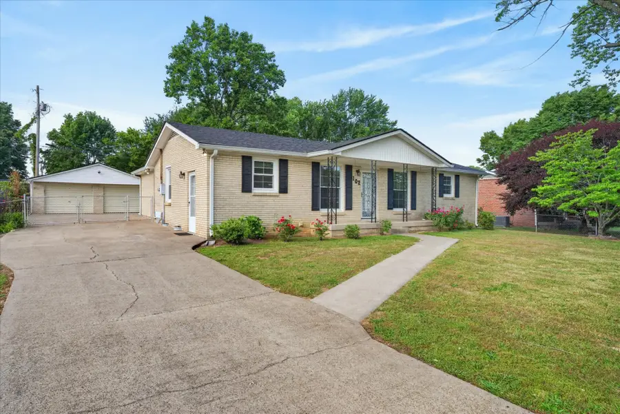 102 Rainbow St, Clarksville, TN 37042 - #2