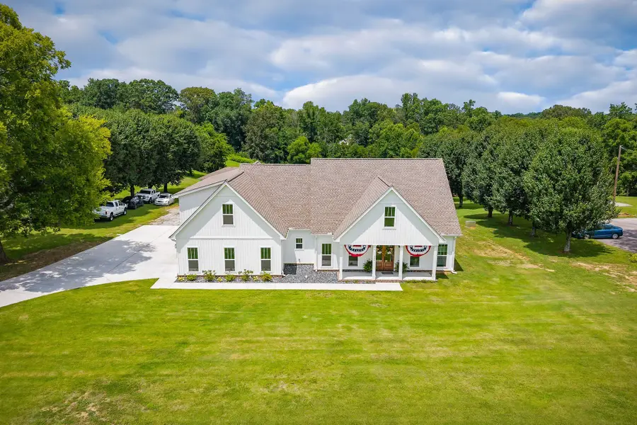 306 Old Shelbyville Rd, McMinnville, TN 37110 - #3