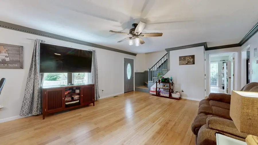 4648 31 Hwy W, Cottontown, TN 37048 - #2