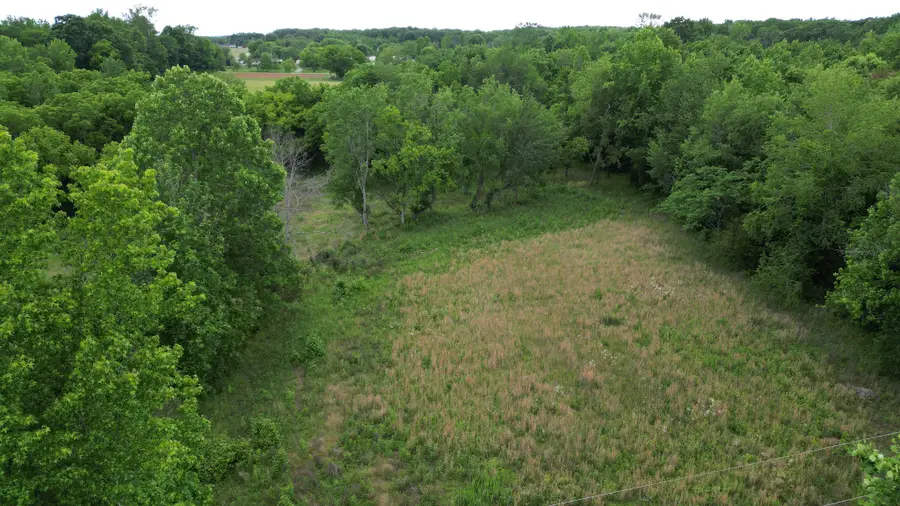5 Poplar Ridge Ln, Chapmansboro, TN 37035 - #2