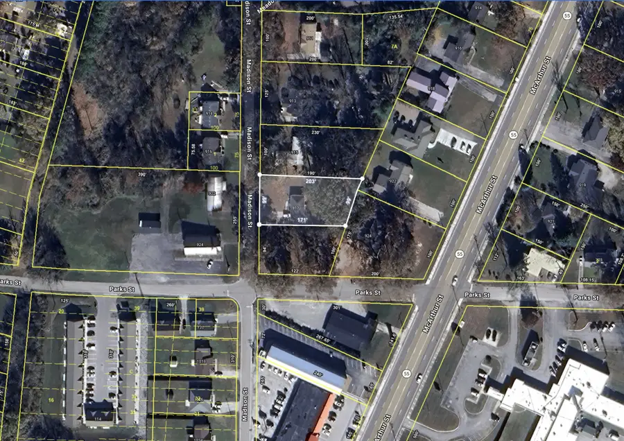 917 Madison St, Manchester, TN 37355 - #2