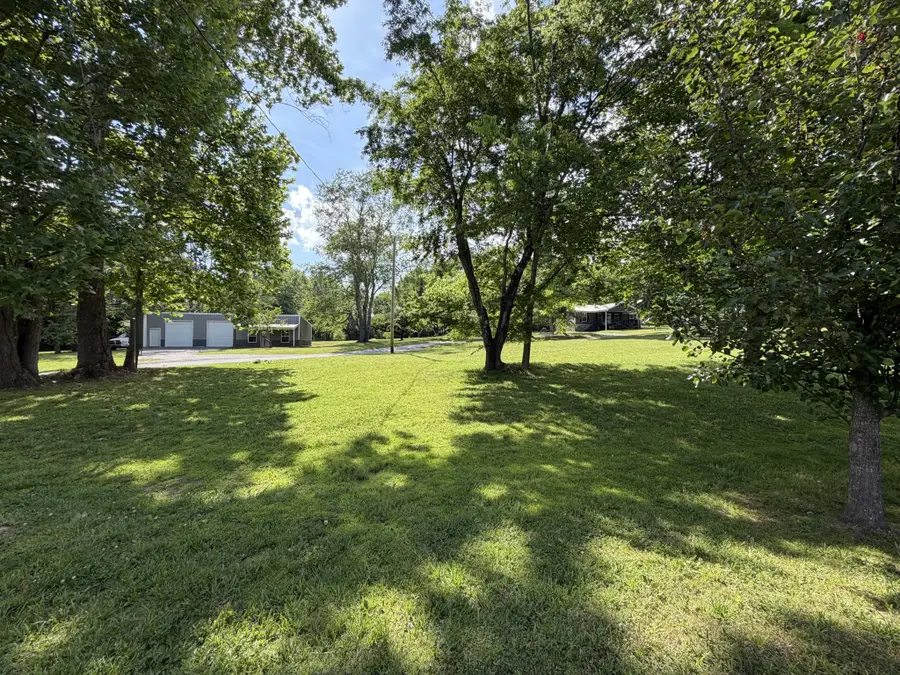 229 Fairview Rd, Dickson, TN 37055 - #2