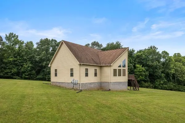 4664 New Cut Rd, Greenbrier, TN 37073 - #2