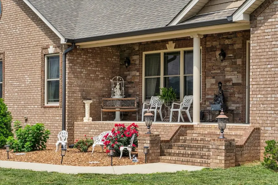 801 Oak Grove Rd, Decherd, TN 37324 - #3
