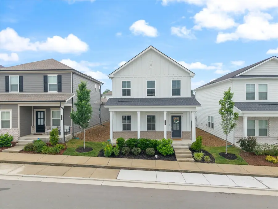 1337 Carriage Park Dr, Hermitage, TN 37076 - #2