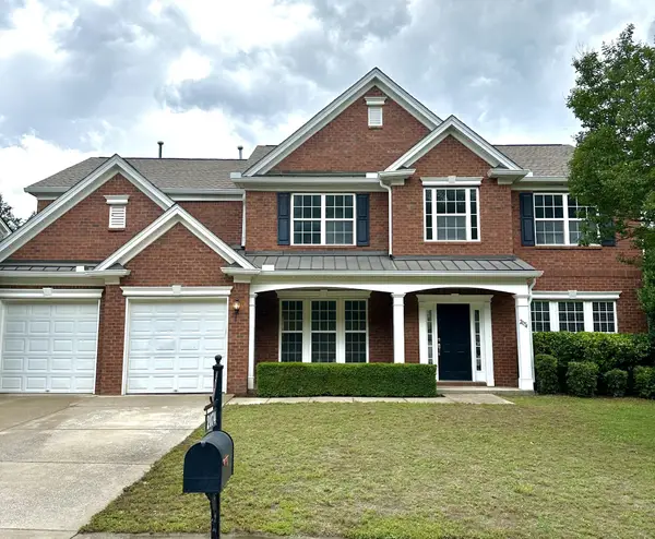 2074 Delaware Dr, Nolensville, TN 37135