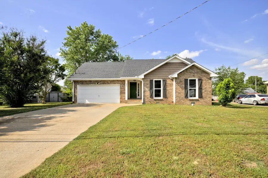 227 Moncrest Dr, Clarksville, TN 37042 - #2