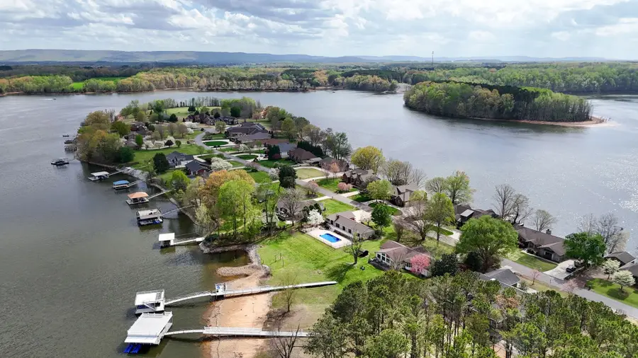423 Shasteen Bend Dr, Winchester, TN 37398 - #2