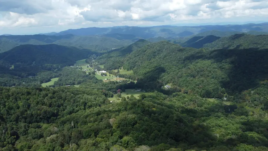 669 Pond Ridge Road, Tellico Plains, TN 37385 - #2